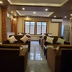 Hotel Mukhum International