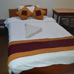 Kings Land Hotel