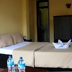 Hotel Yala Peak