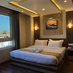 Hotel Kesu Home