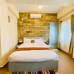 Pata Inn
