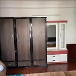 Makach House- Traditional Boutique House With Garden
