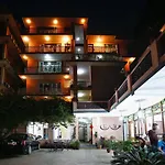 The Global Nomad Apt Centrally Located