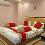 Hotel White Rabbit