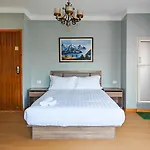 Boudha Apart Hotel