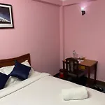 Andrew Home