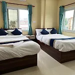 Hotel Krishna Kunj