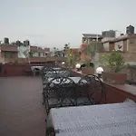 Hotel Cosy
