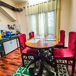 Rm Stay & Apartment