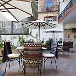 Shambaling Boutique Hotel