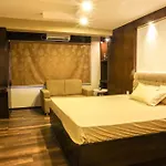 Quays Himalayan