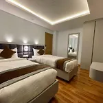 Hotel Alleyway Express