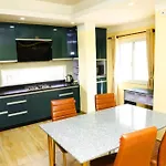 Cozy 2Bhk Apartment