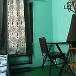 Diamond Home Stay - Private Rooms