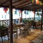 Hong Si Hotel- A Home Away From Home