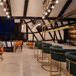 Varnabas Museum Hotel