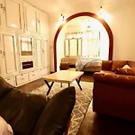 Wanderer\'S Home Dhumbarahi