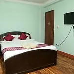 Hotel Himalayan Spire