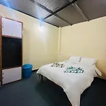 Lilen\'S Tahara - Entire Apartment With Private Kitchen And Bathroom