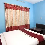 Oyo 381 Hotel Pashupati Plaza
