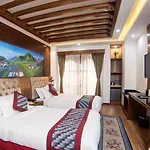 Everest Boutique Hotel