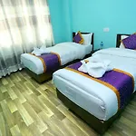 Hotel Rising Home