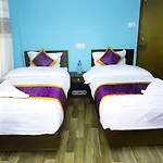 Hotel Rising Home