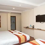 Sakura Boutique Hotel