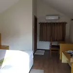 Saanvi Hotel