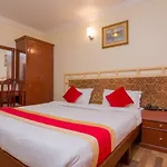 Skyline Hotel