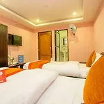 Oyo 137 Hotel Pranisha Inn