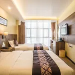 Ganapati Airport Hotel