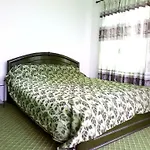 Lost Garden Apartment & Guest House