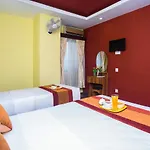 Oyo 105 Hotel Travel Inn