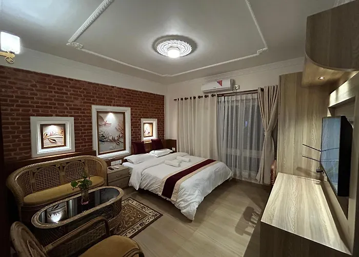 Raniban Suites - Apartment Home