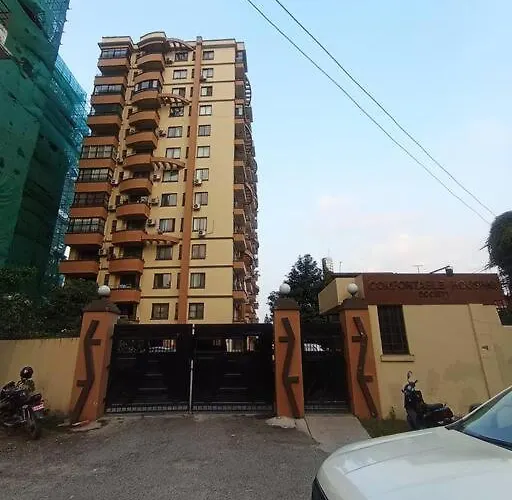 High Rise 8 Floor Apt In Paanipokhari