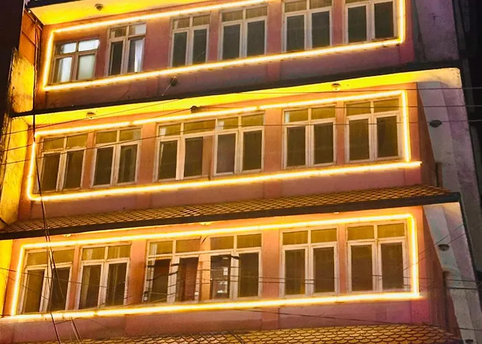 Om Mandakini Hotel