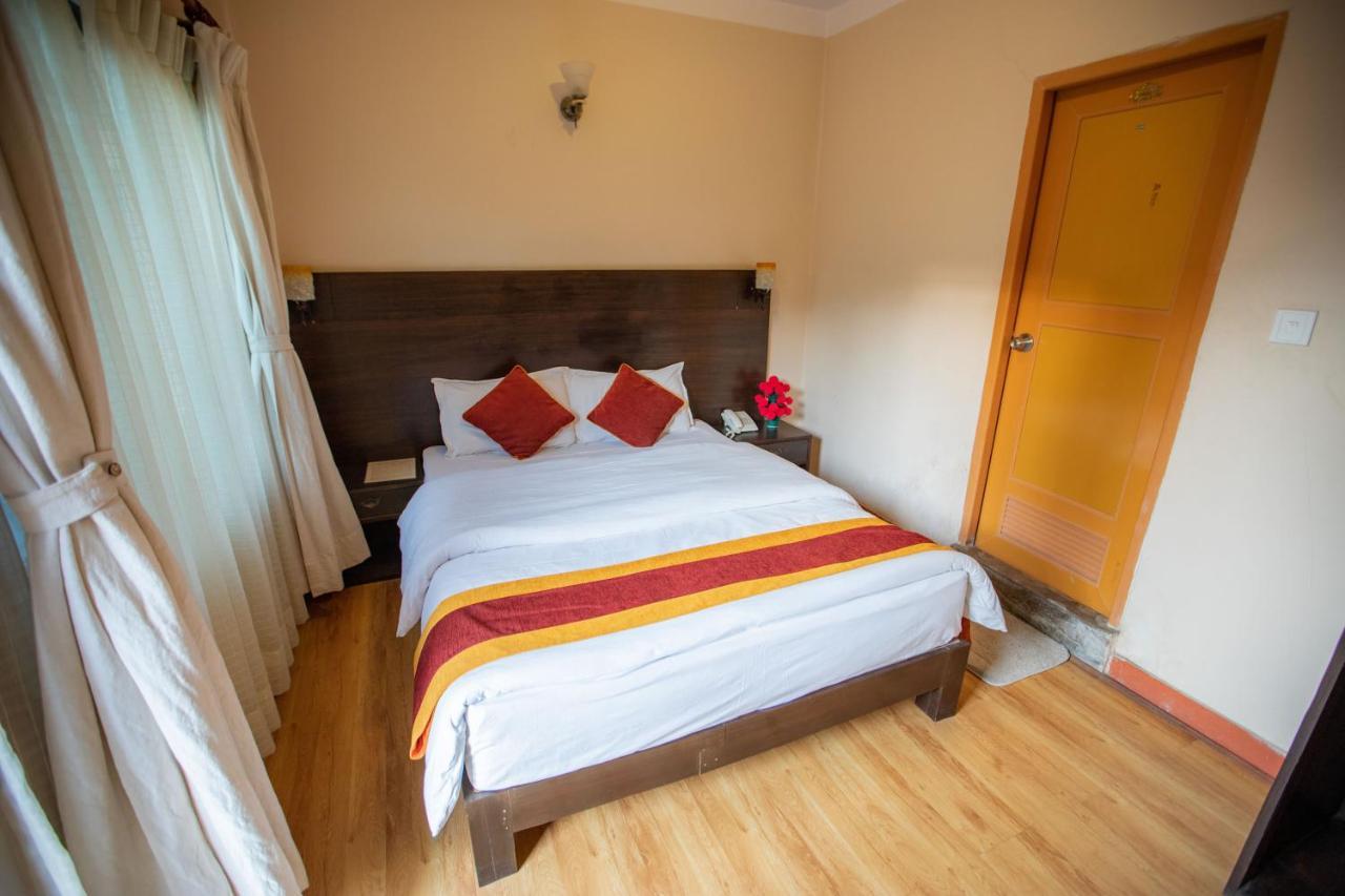 Sunny Hotel