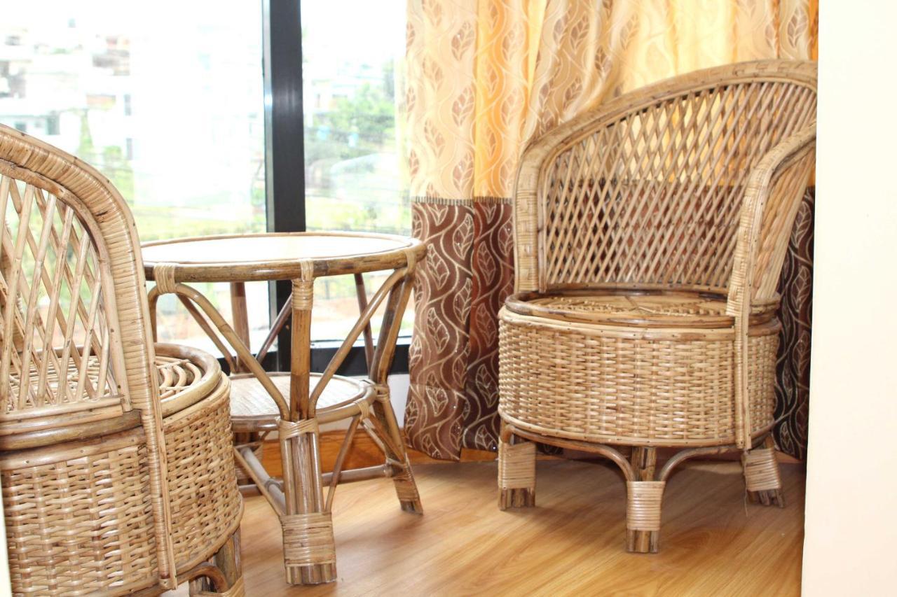 Parami Hotel *