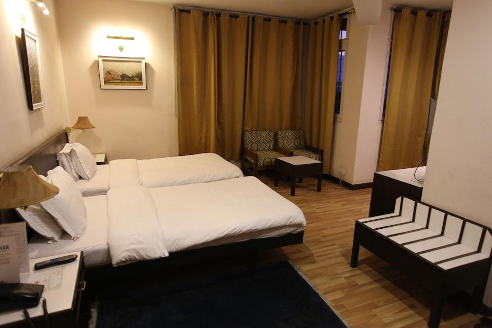 Marcopolo Business 2*