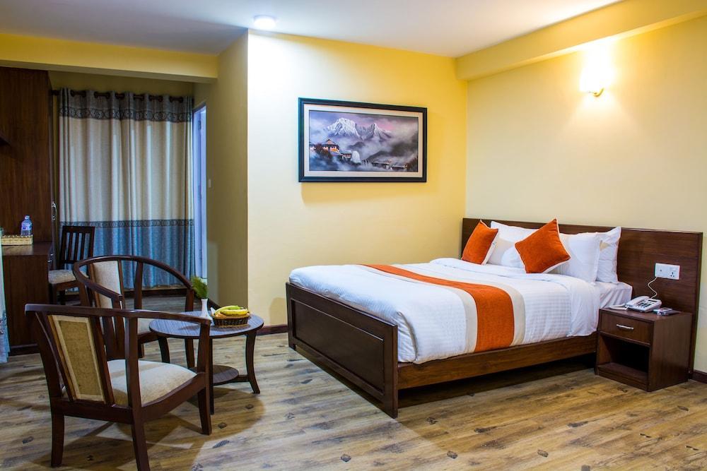 Sampada Garden Hotel 3*