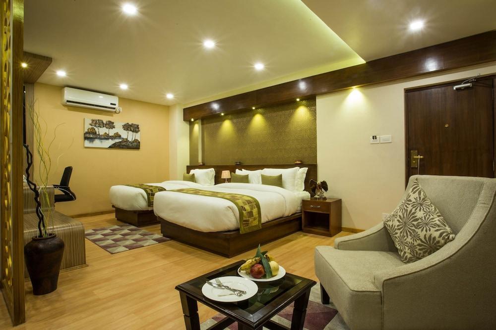 Yatri Suites And Spa Hotel