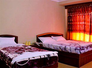 Hotel Red Panda 2*