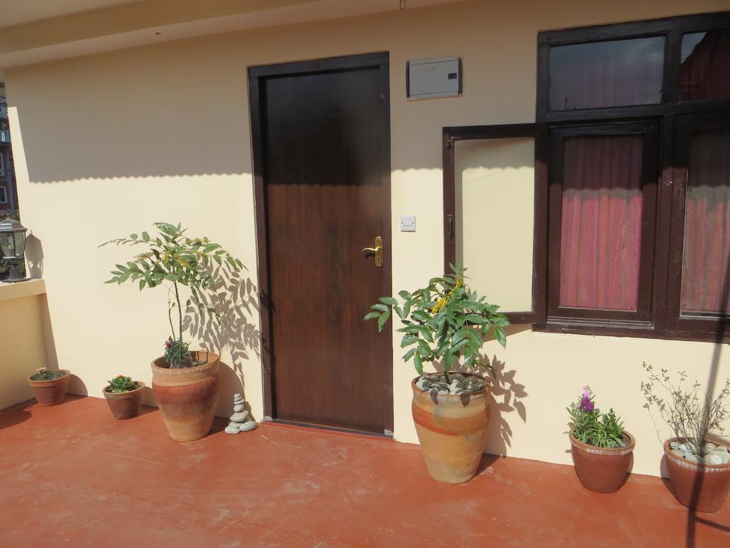 Mi Casa 3*