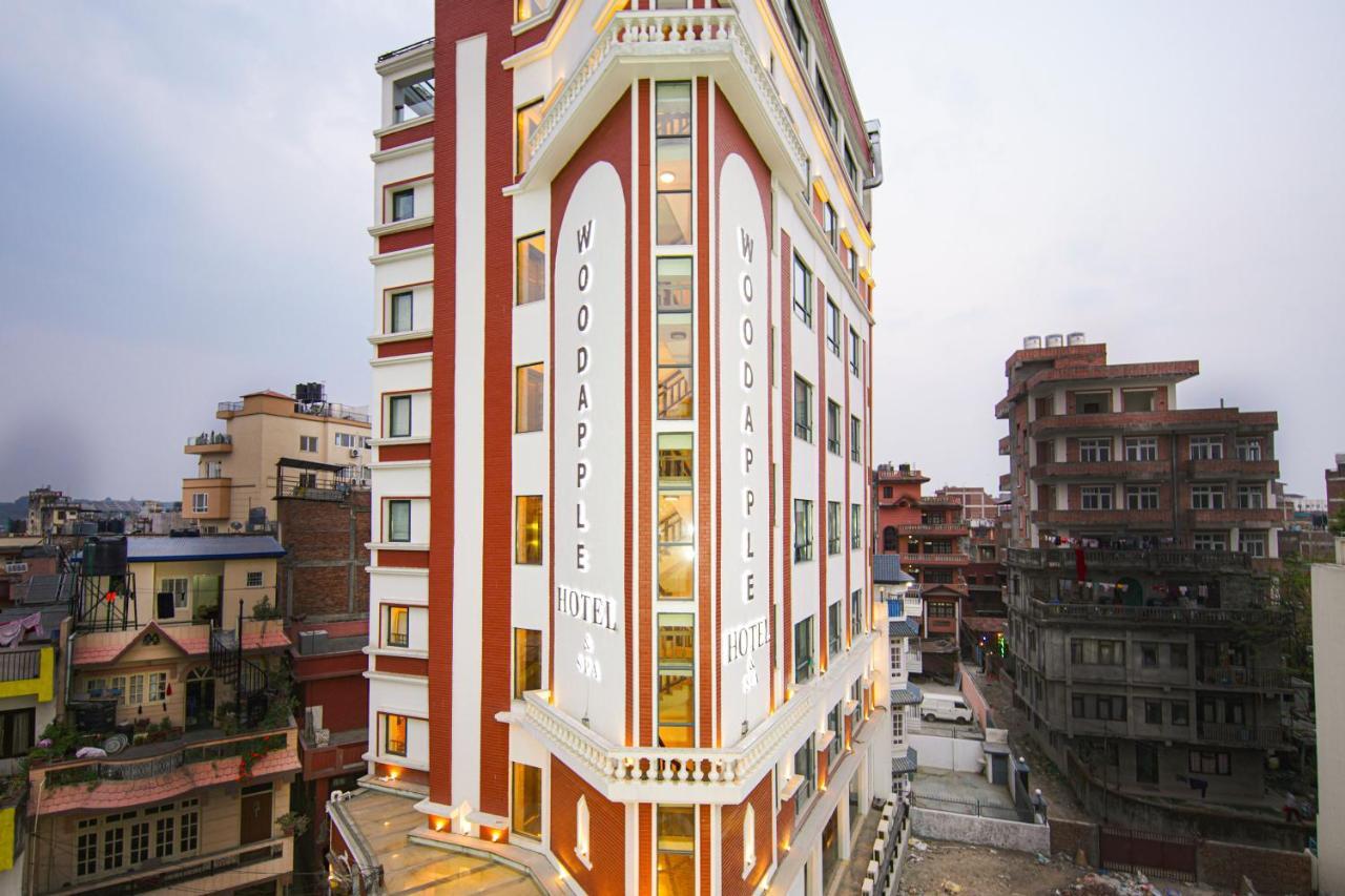 Woodapple And Hotel 3*