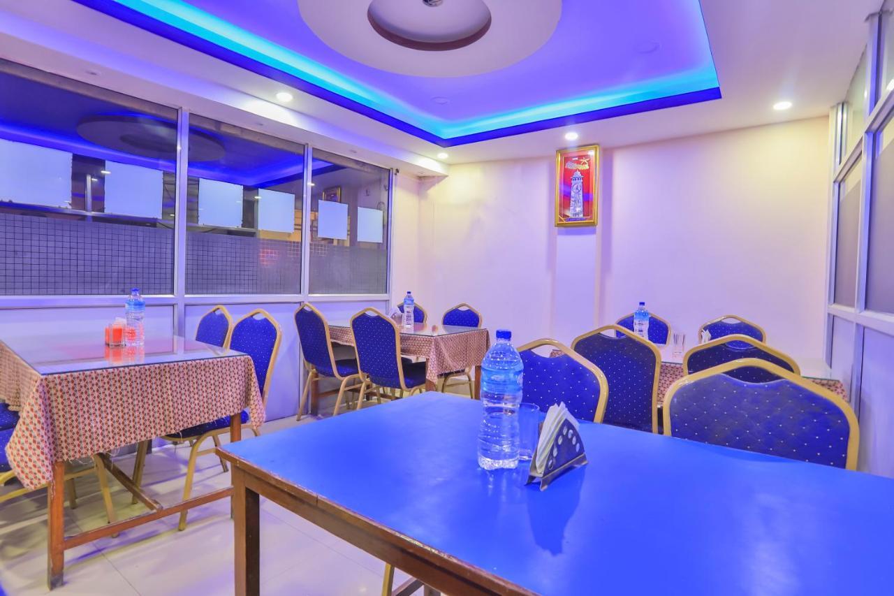 Hotel Oyo 656 Shree Guru *