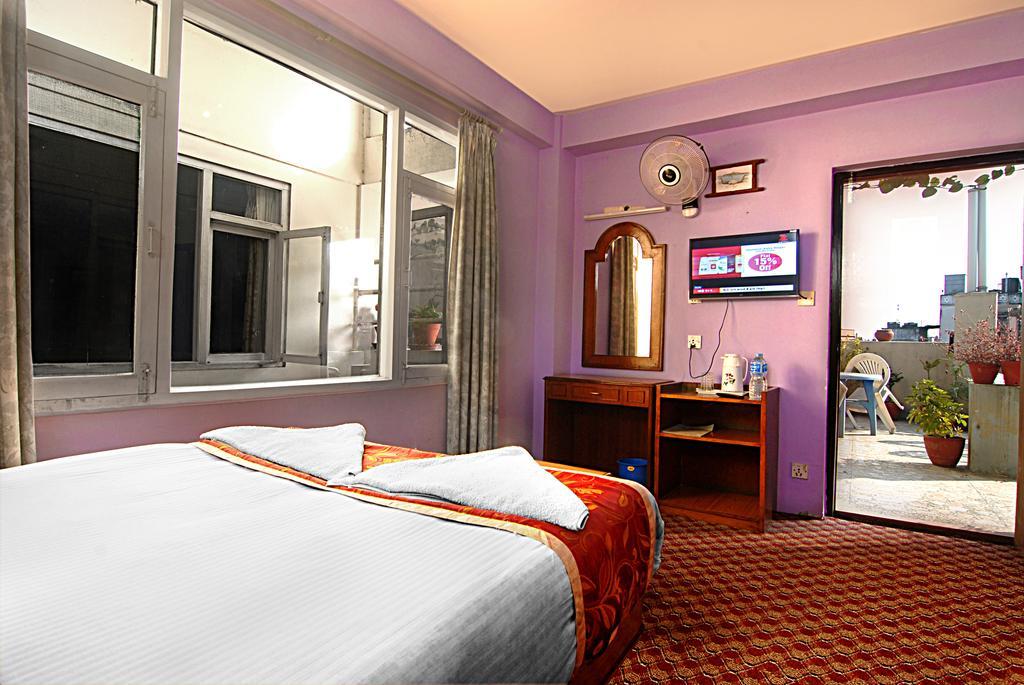 Hotel Tenki 2*