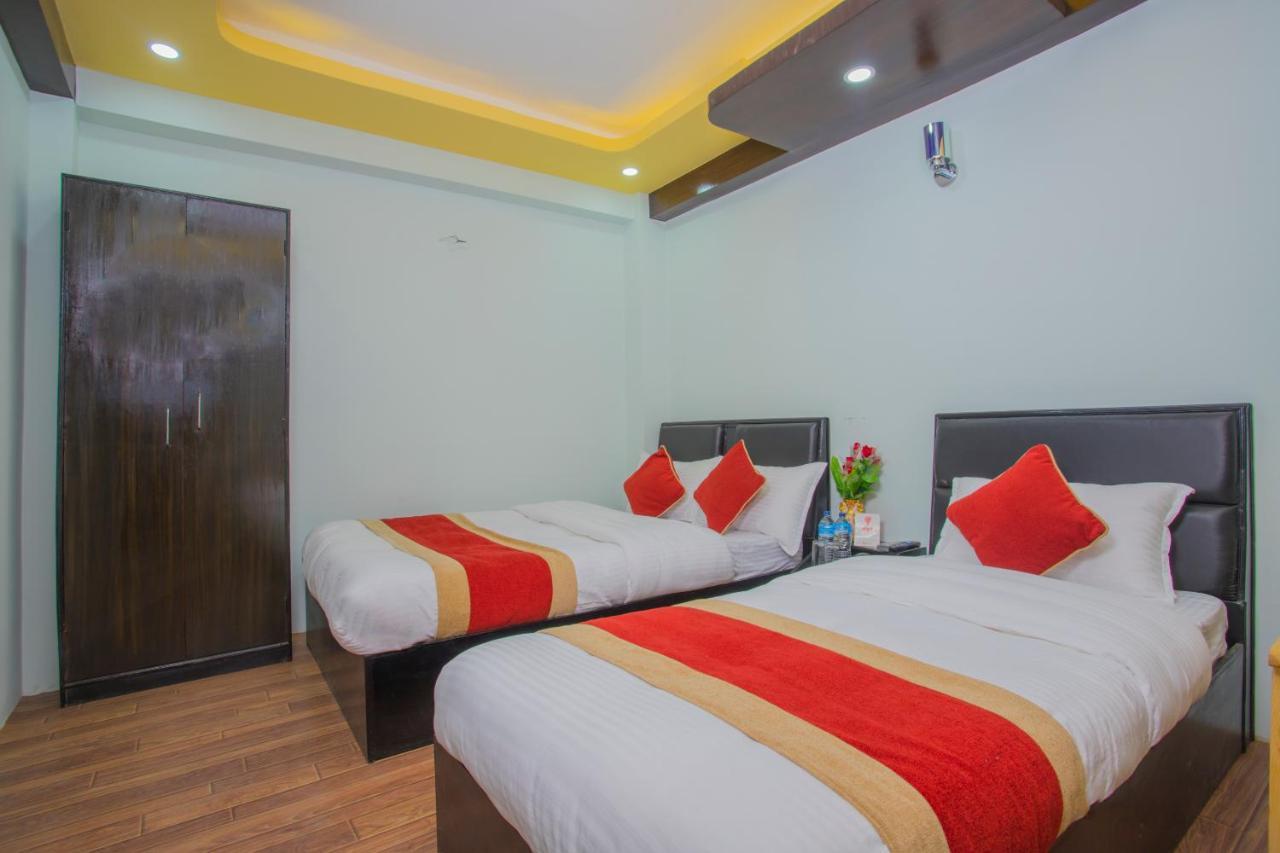 Hotel Oyo 260 Cultural 3*