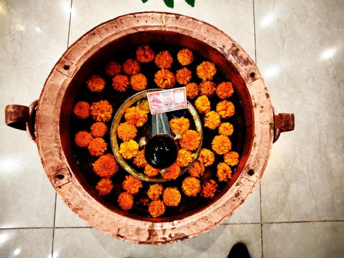 Krishna Hotel 3*