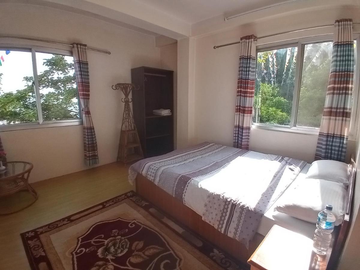 Mandala bahay-panuluyan 2*